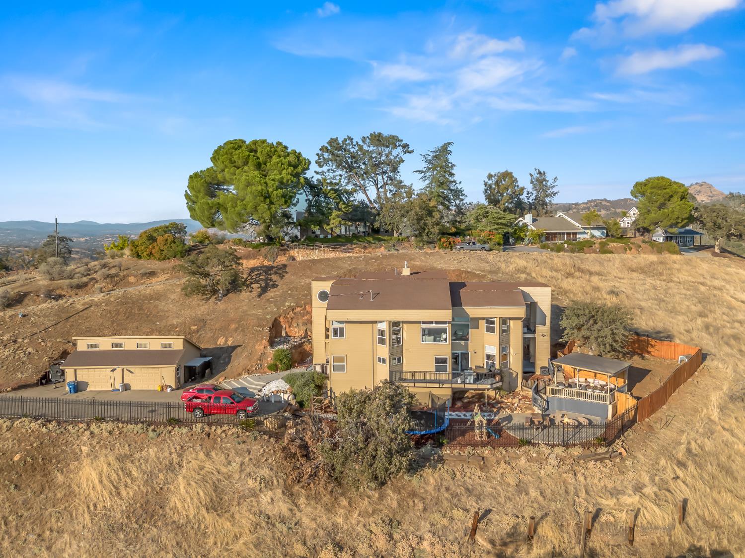 49351 Ralston Ridge, Friant, CA 93626