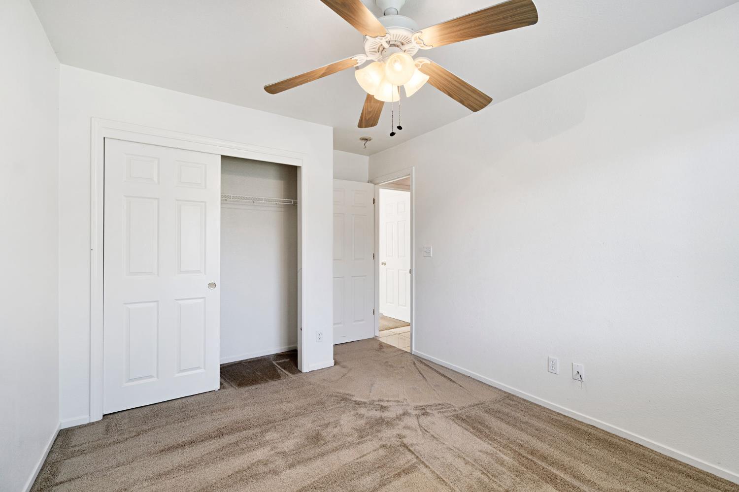 1706 Tucker Ave, Sanger, CA 93657