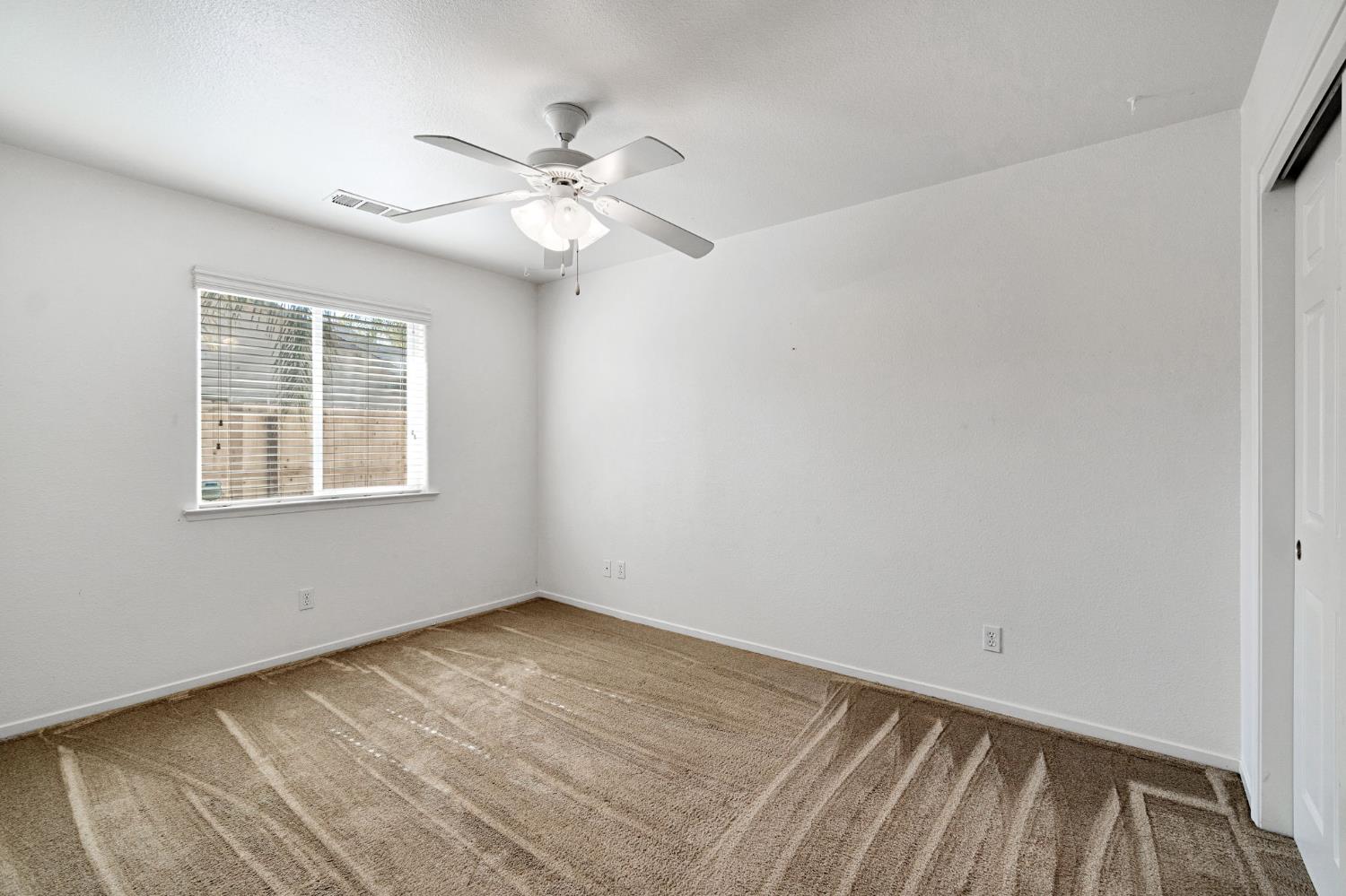 1706 Tucker Ave, Sanger, CA 93657