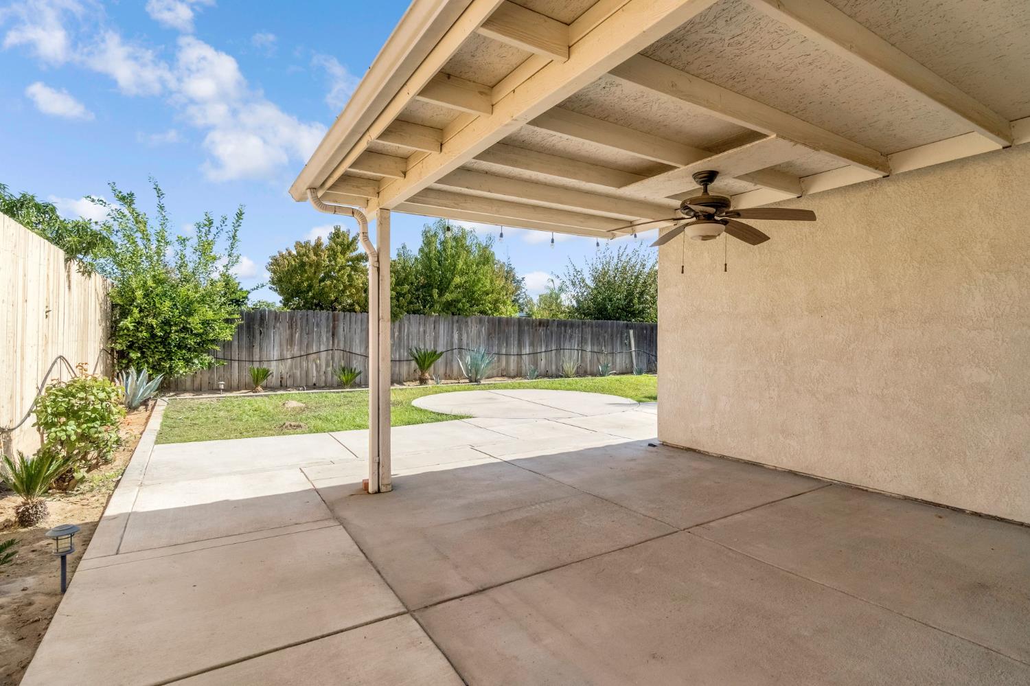 1706 Tucker Ave, Sanger, CA 93657