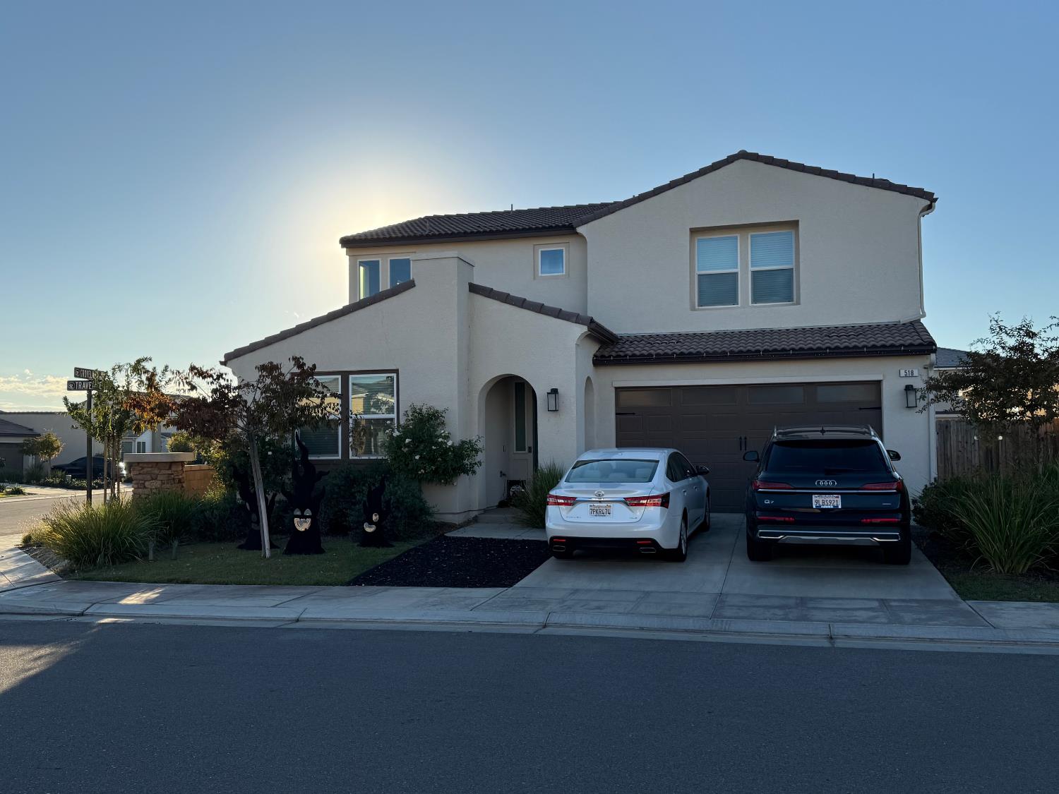 518 Traverse Dr S, Madera, CA 93636