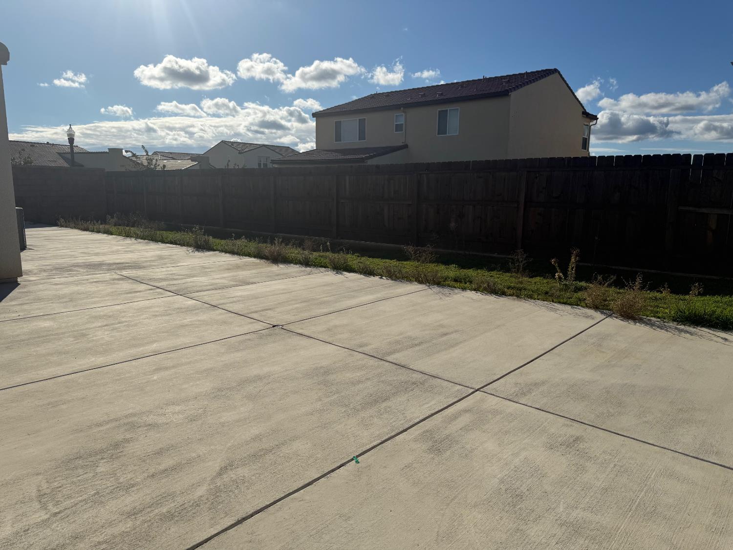 518 Traverse Dr S, Madera, CA 93636