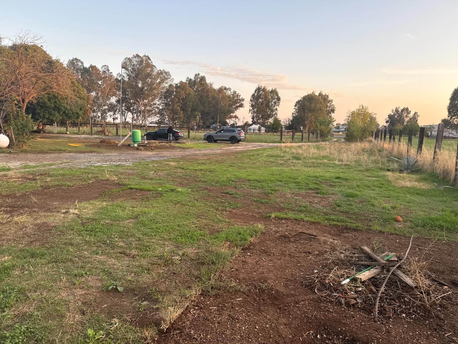 12740 E Robinson Ave, Sanger, CA 93657