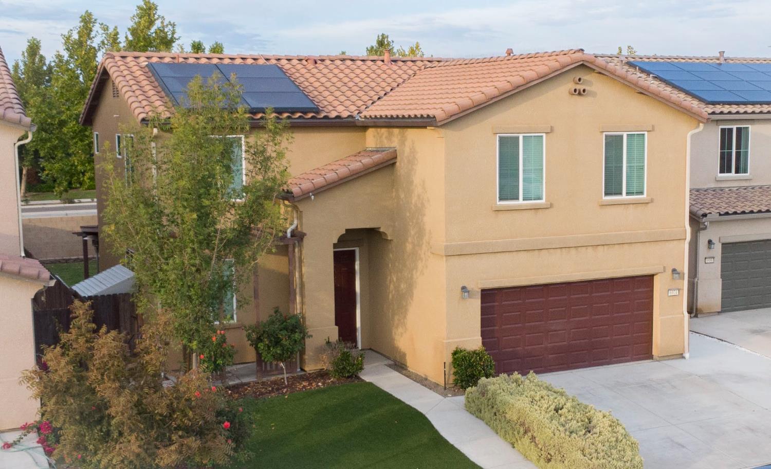 6974 E Atchison St, Fresno, CA 93727