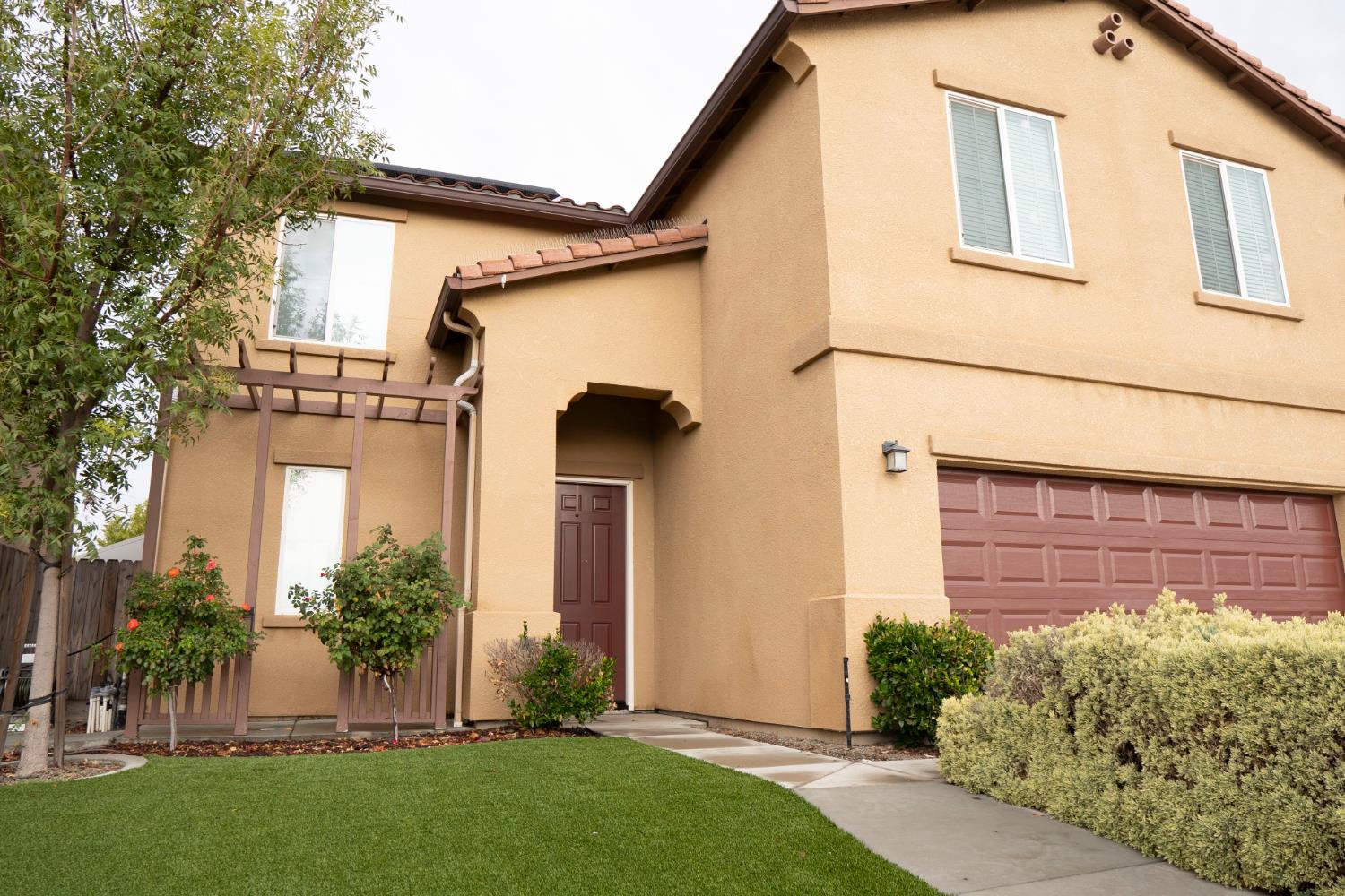 6974 E Atchison St, Fresno, CA 93727