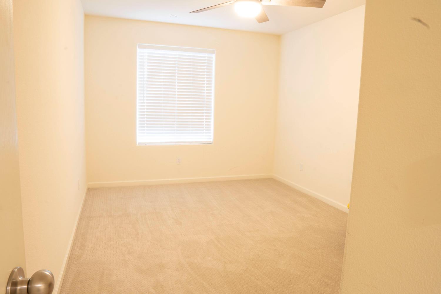 6974 E Atchison St, Fresno, CA 93727