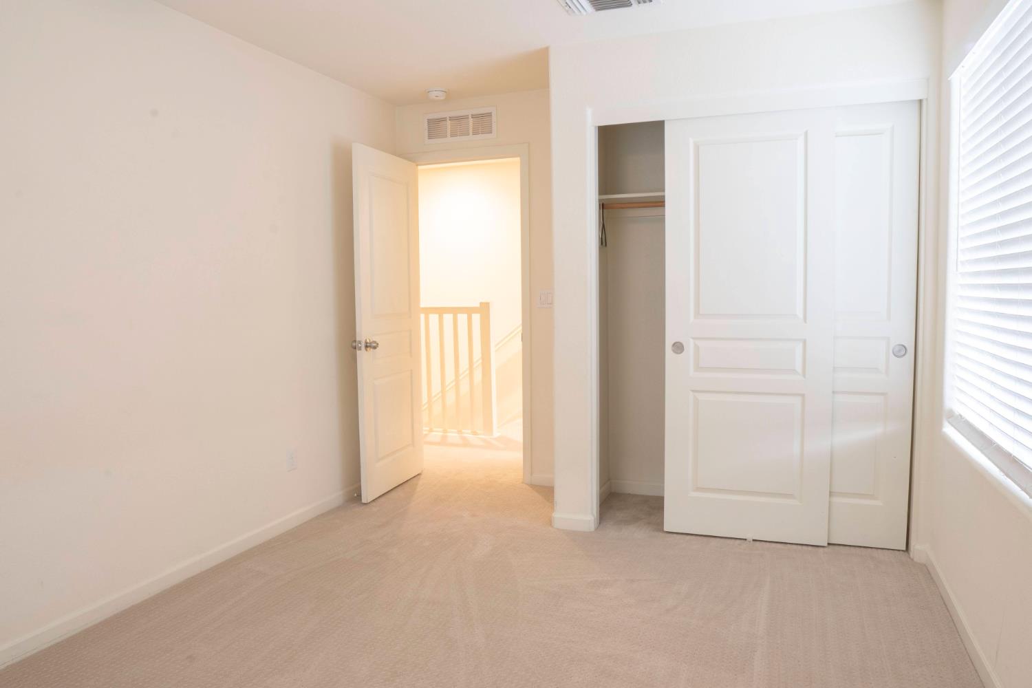 6974 E Atchison St, Fresno, CA 93727