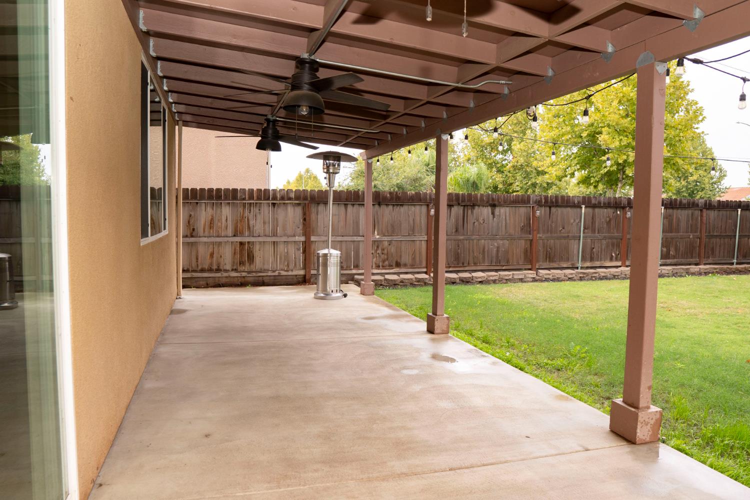 6974 E Atchison St, Fresno, CA 93727