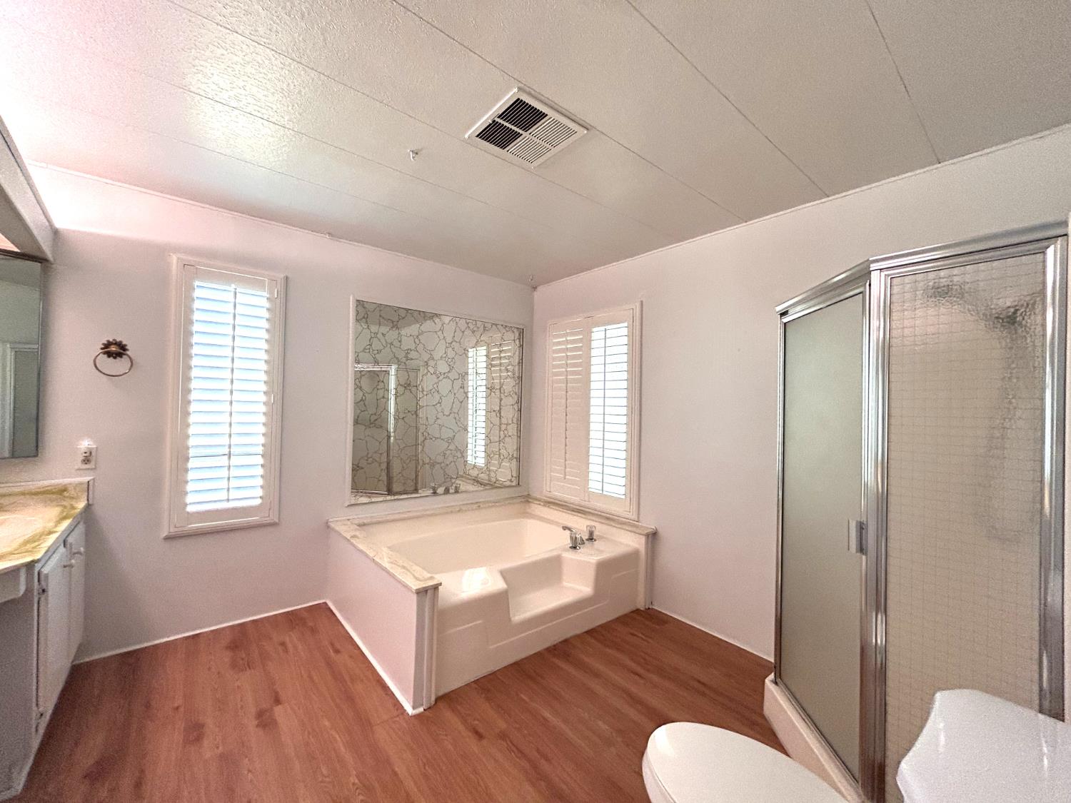 1001 Sylmar Ave #155, Clovis, CA 93612