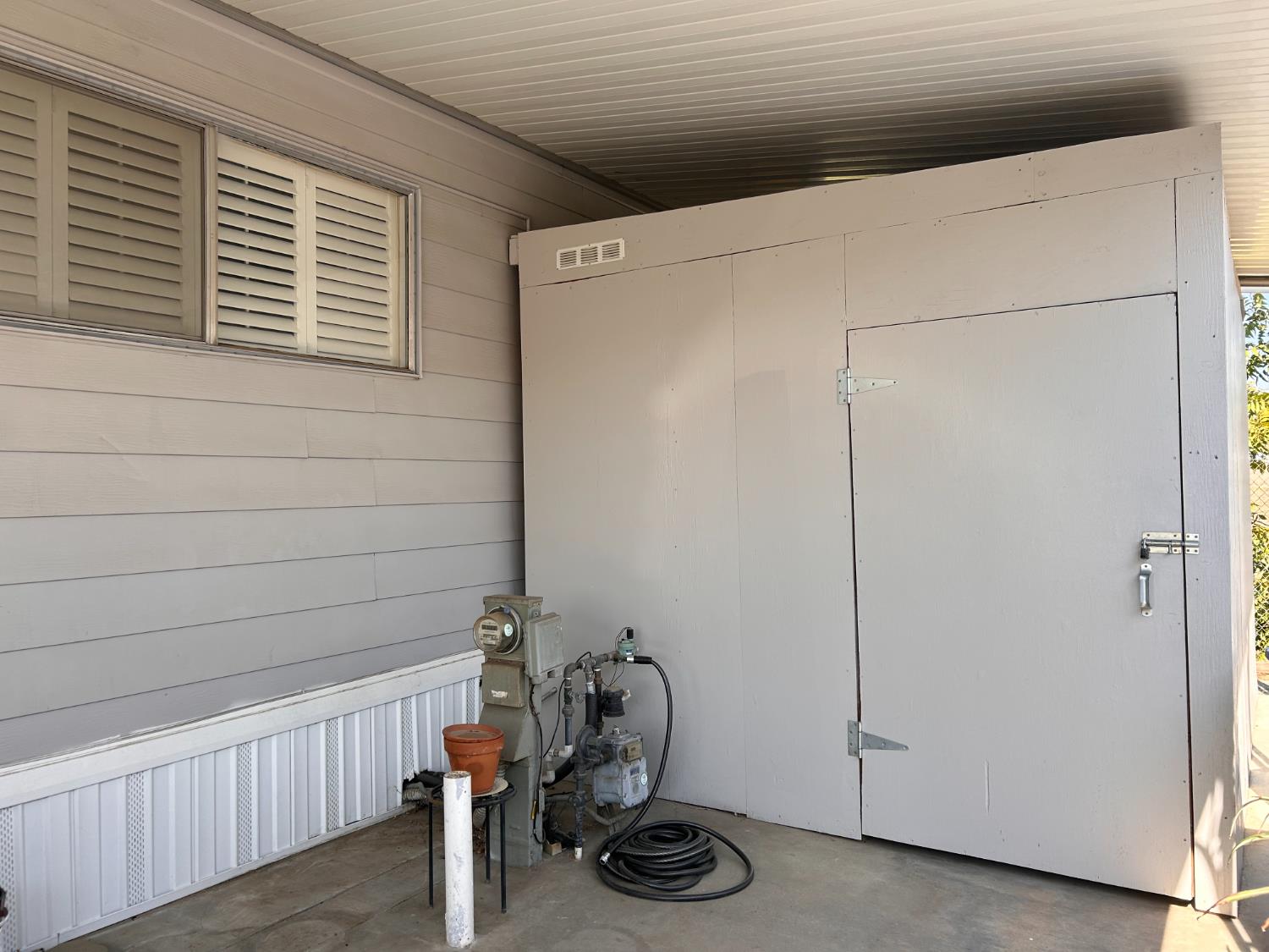 1001 Sylmar Ave #155, Clovis, CA 93612