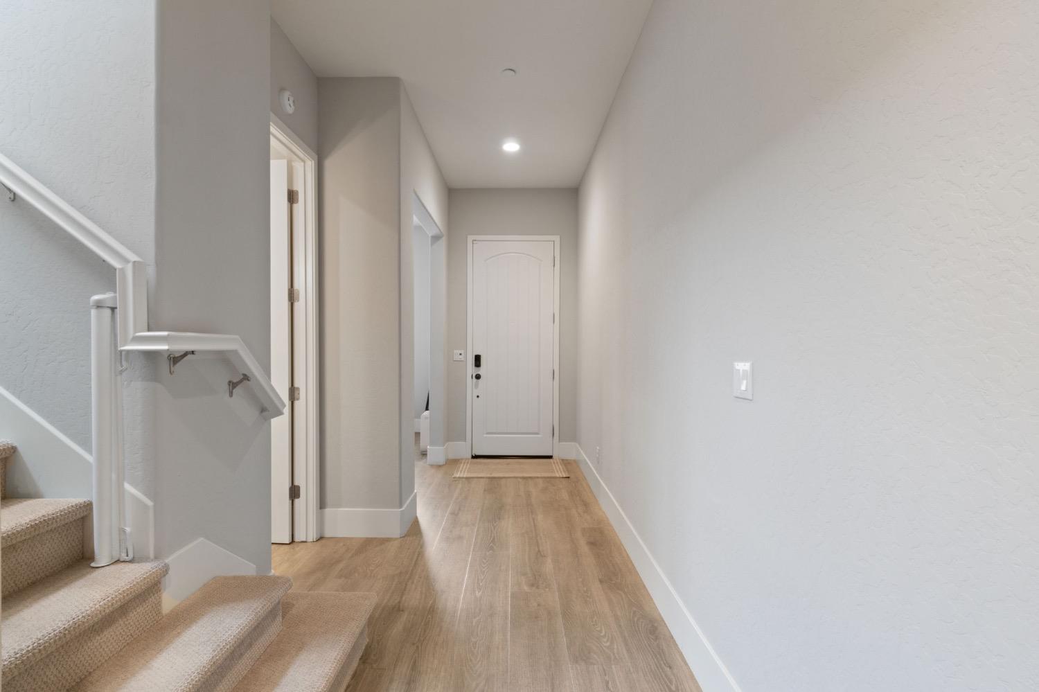 4491 Vineyard Dr, Madera, CA 93636