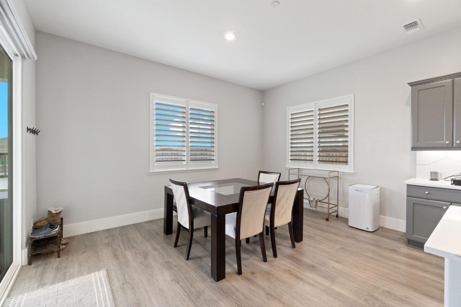 4491 Vineyard Dr, Madera, CA 93636