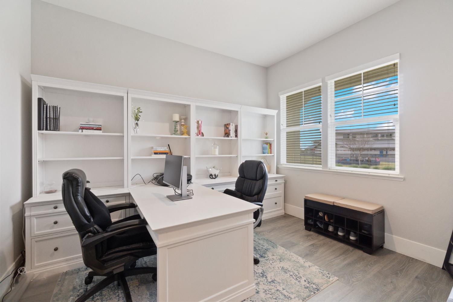 4491 Vineyard Dr, Madera, CA 93636