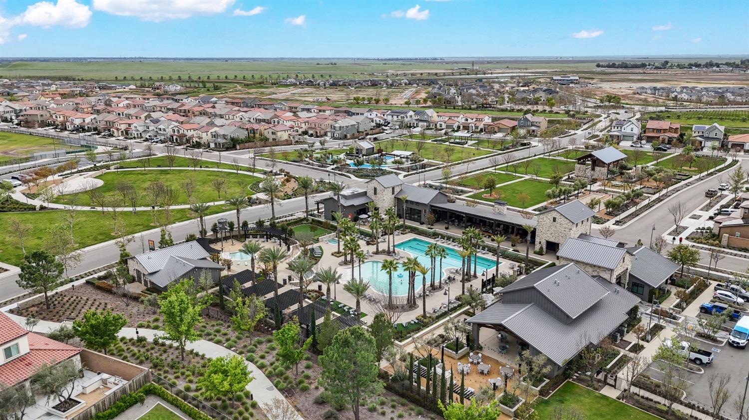 4491 Vineyard Dr, Madera, CA 93636