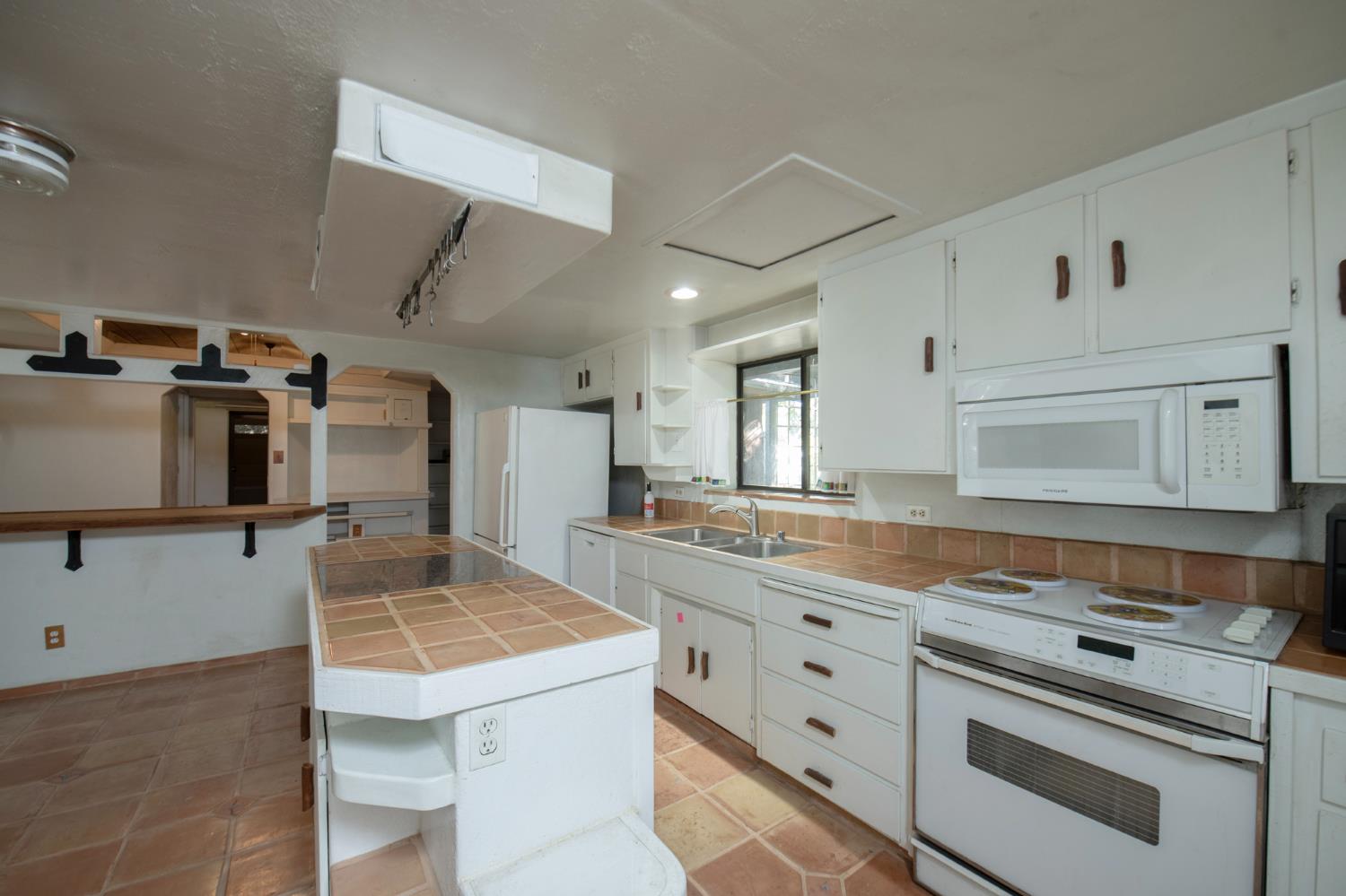 1309 Temperance, Fresno, CA 93727