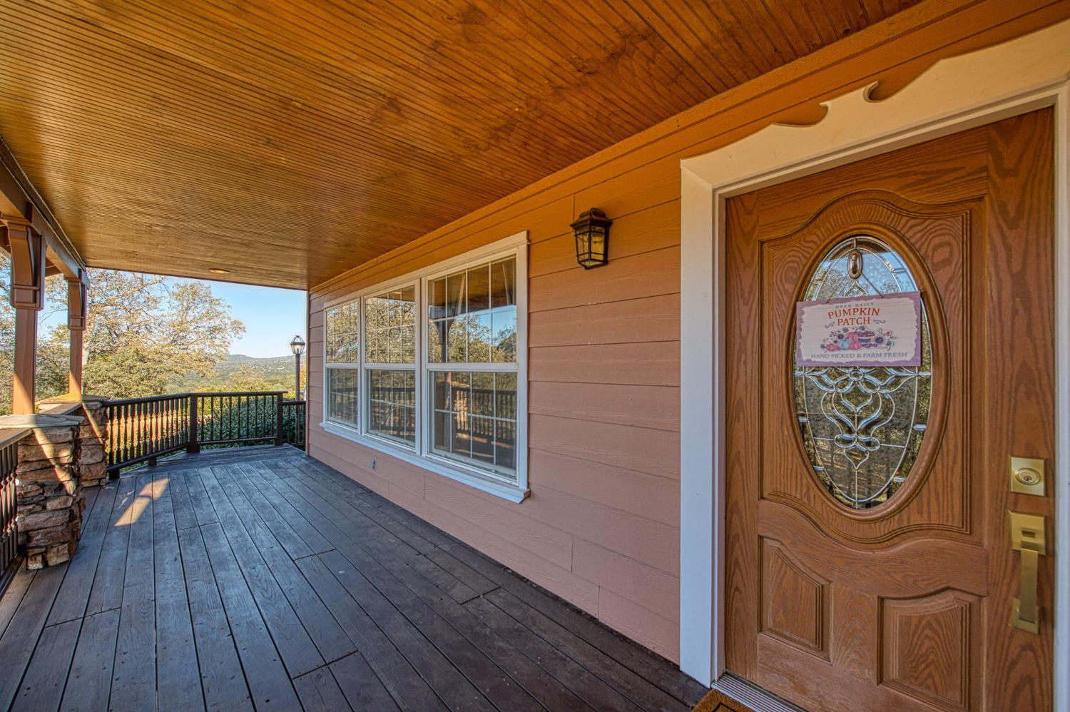 47587 Miami Highlands Dr, Oakhurst, CA 93644