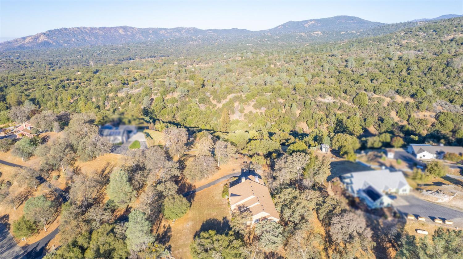 47587 Miami Highlands Dr, Oakhurst, CA 93644