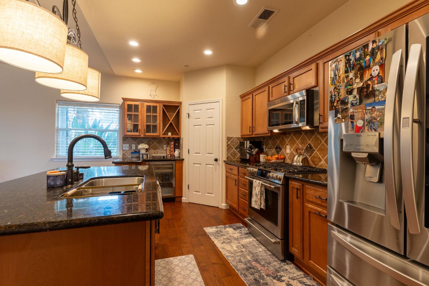 3517 Kings River Ct, Kingsburg, CA 93631
