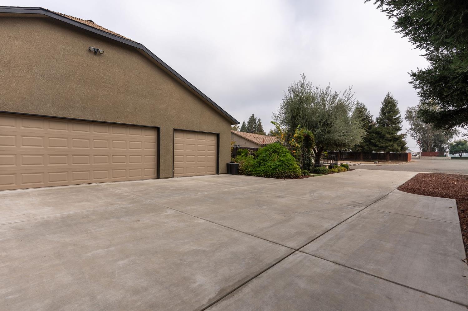 3517 Kings River Ct, Kingsburg, CA 93631