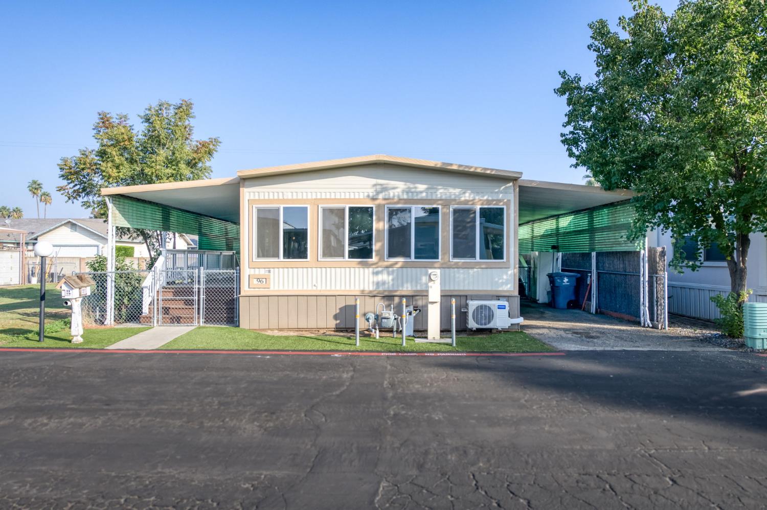 1272 Villa Ave #96, Clovis, CA 93612