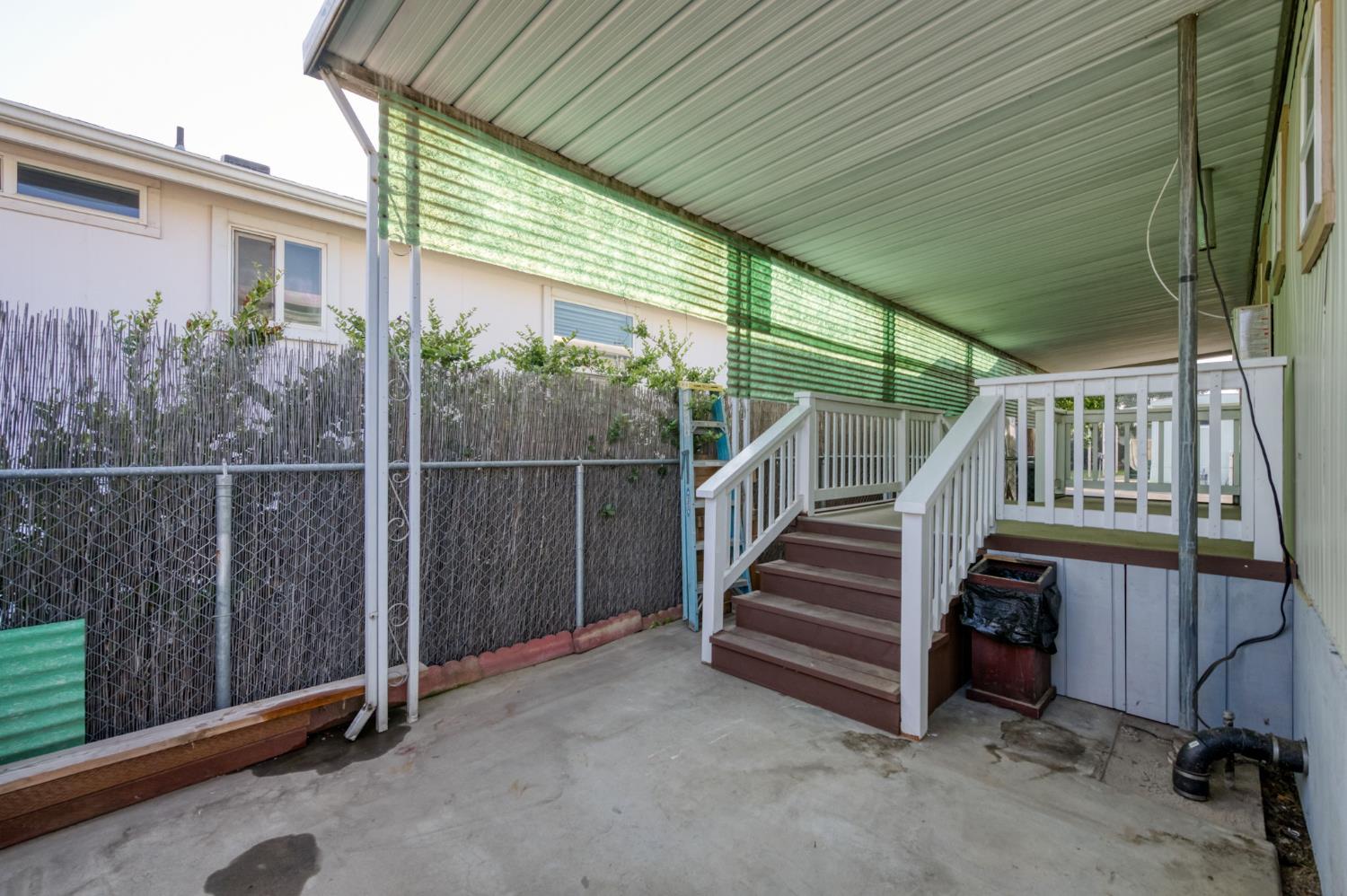 1272 Villa Ave #96, Clovis, CA 93612