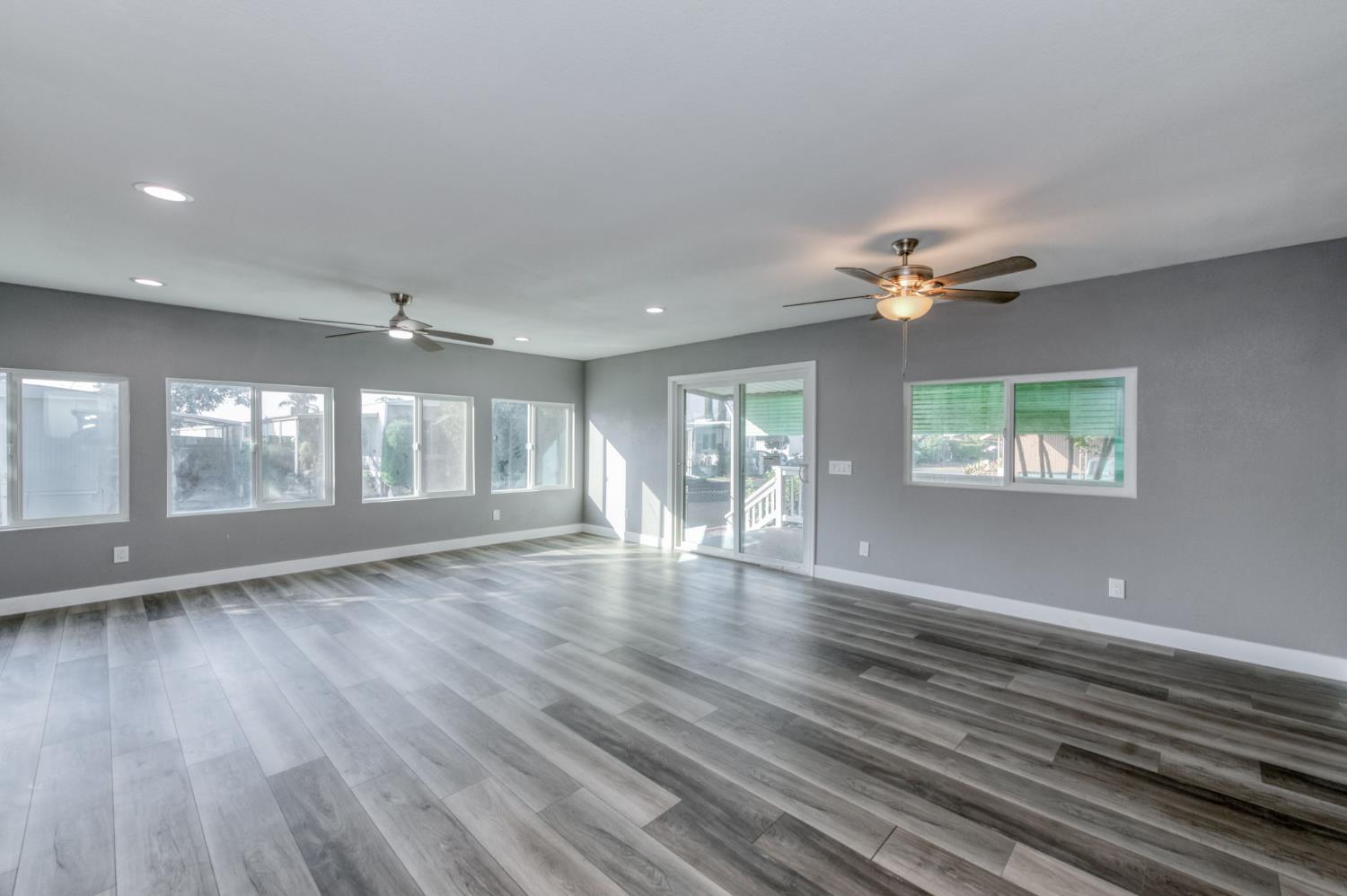 1272 Villa Ave #96, Clovis, CA 93612