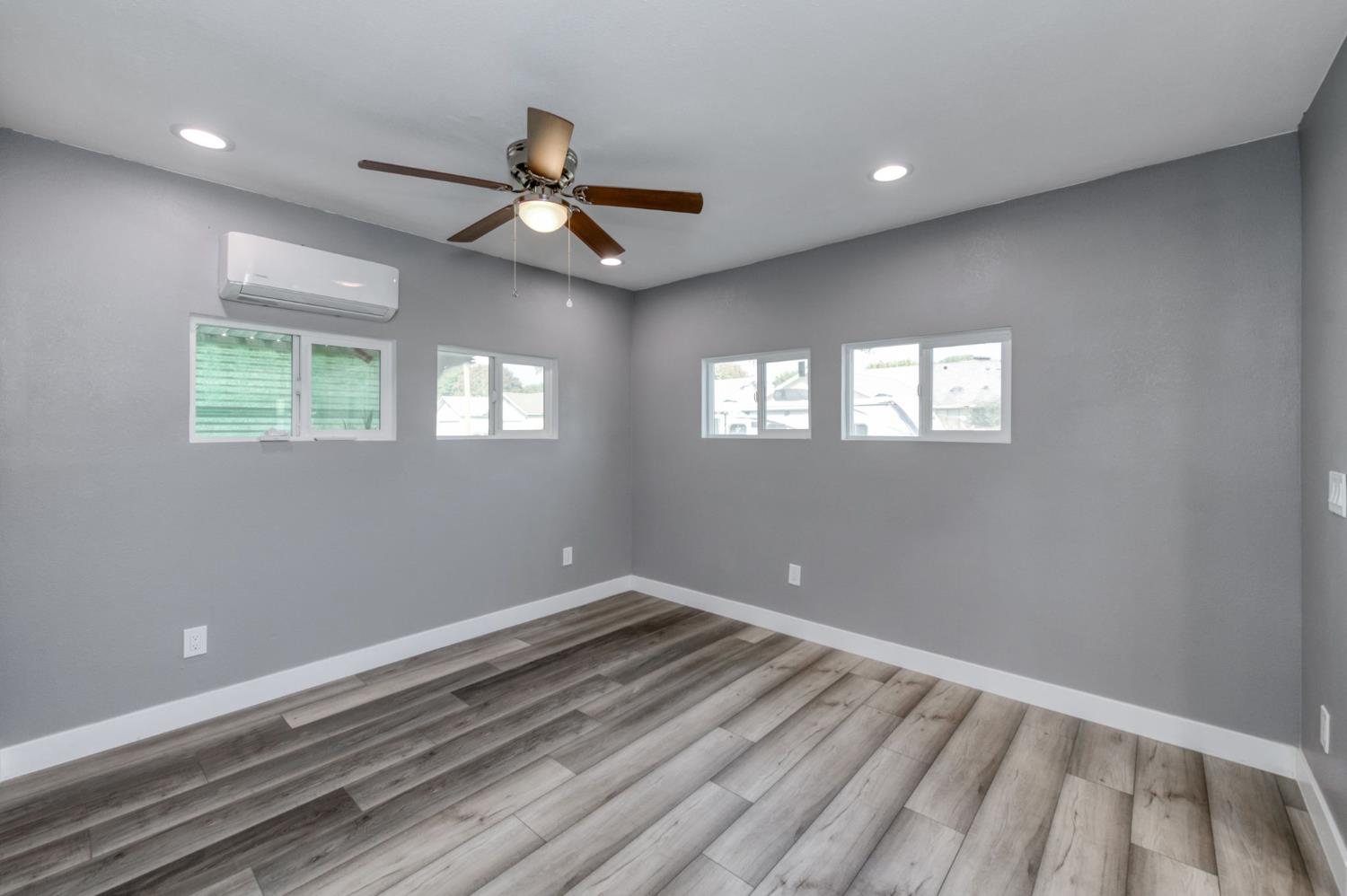 1272 Villa Ave #96, Clovis, CA 93612