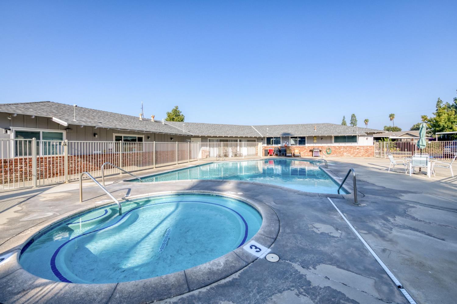 1272 Villa Ave #96, Clovis, CA 93612