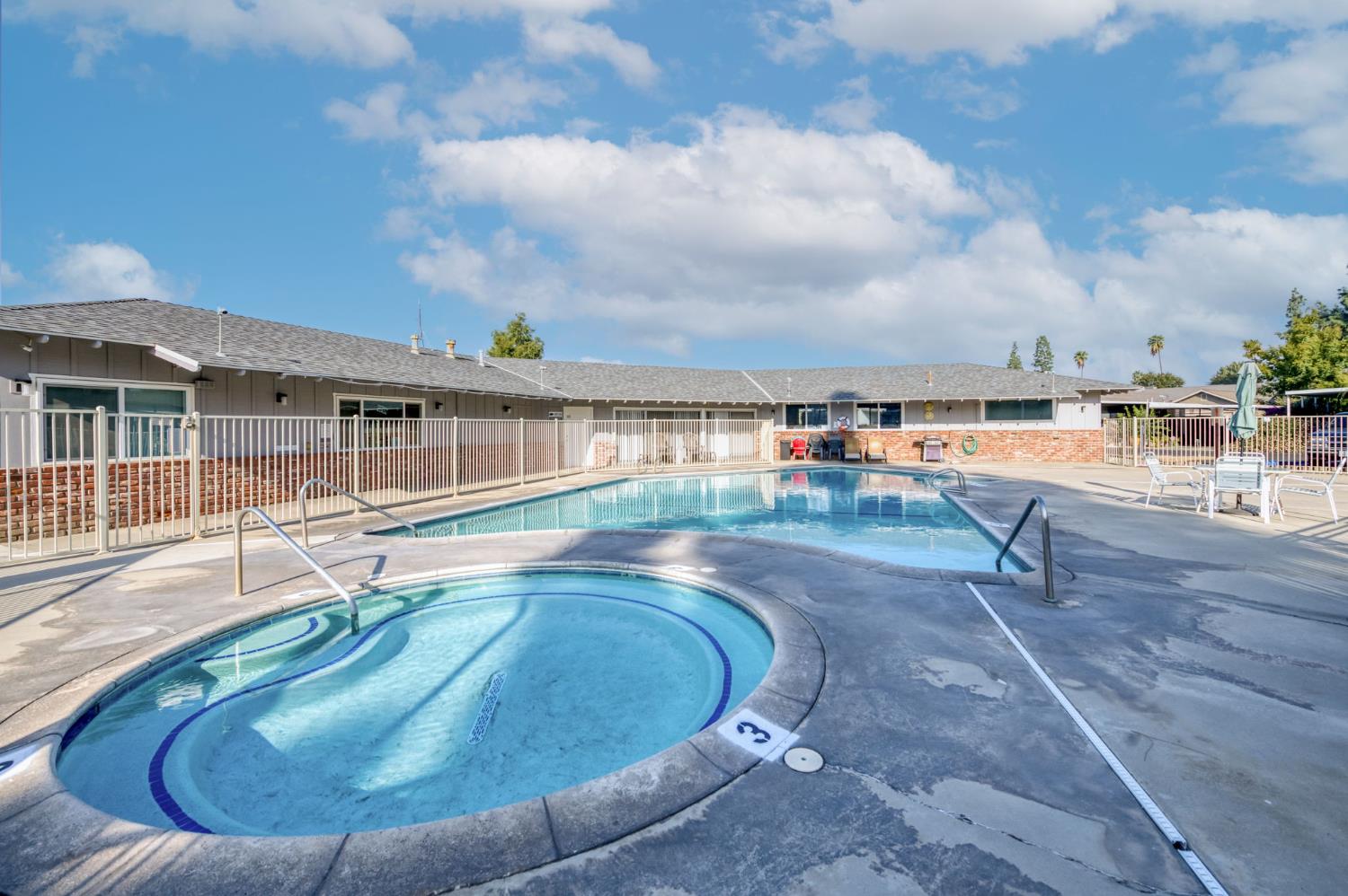 1272 Villa Ave #96, Clovis, CA 93612