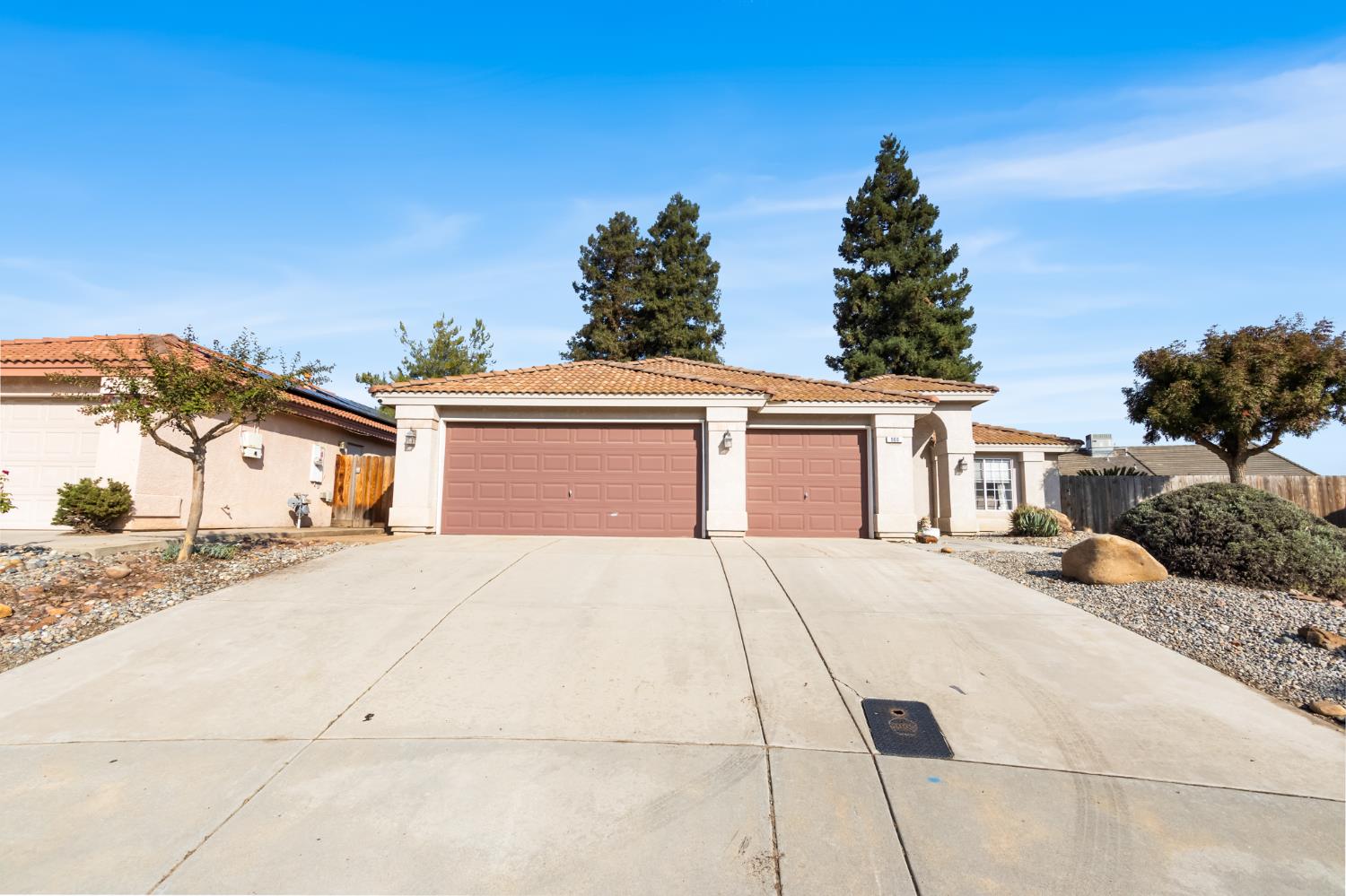 900 Michelle Ct, Chowchilla, CA 93610