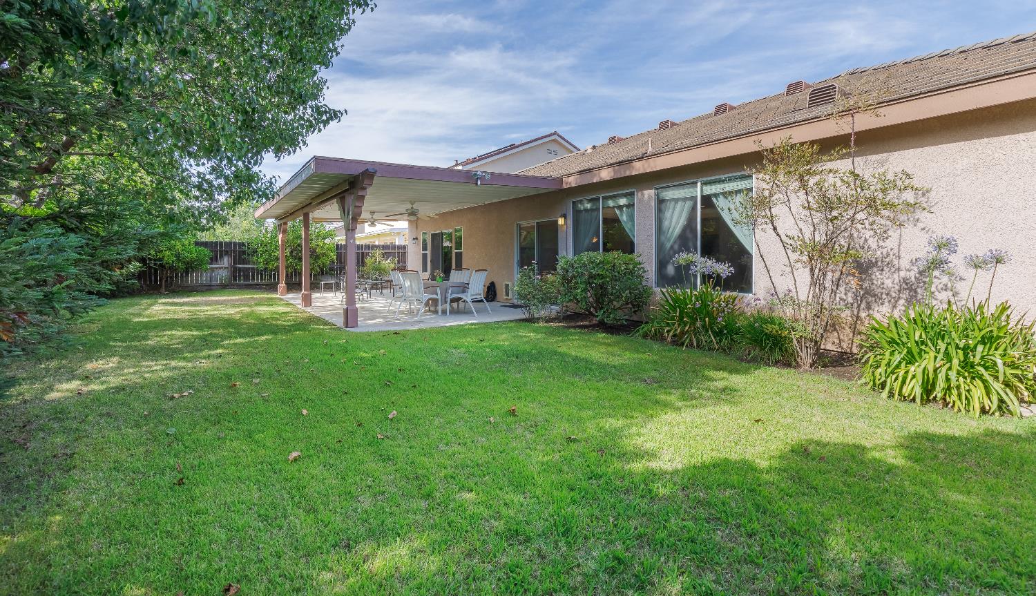 2222 Carson Ave, Clovis, CA 93611