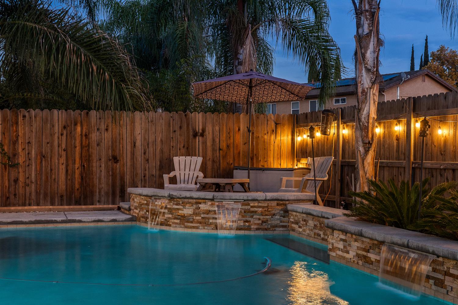 1486 Azalea St, Kingsburg, CA 93631