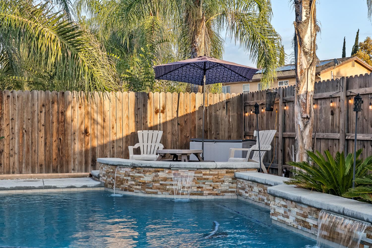 1486 Azalea St, Kingsburg, CA 93631