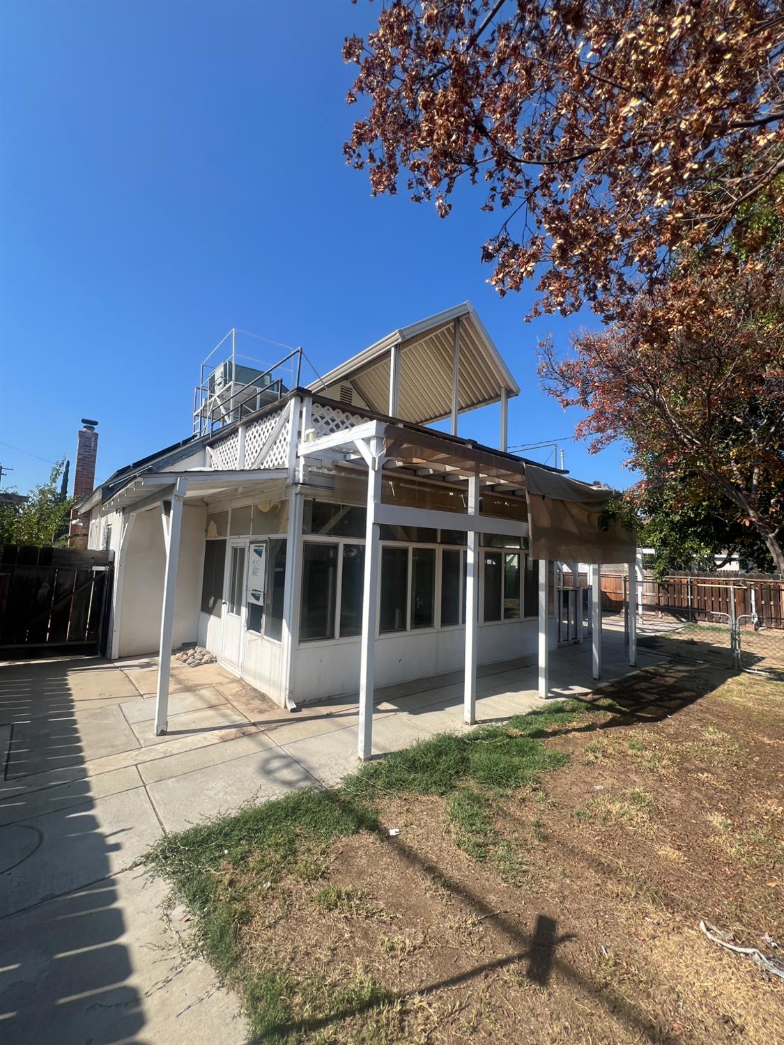 4804 N Diana St, Fresno, CA 93726