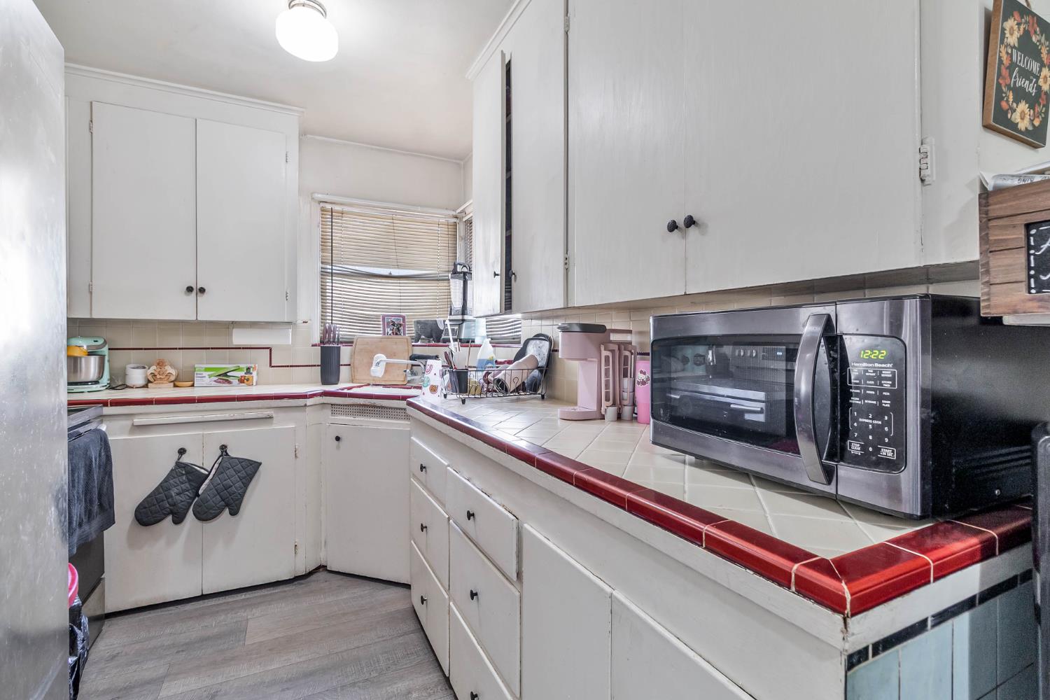 792 Grove Ave, Gustine, CA 95322