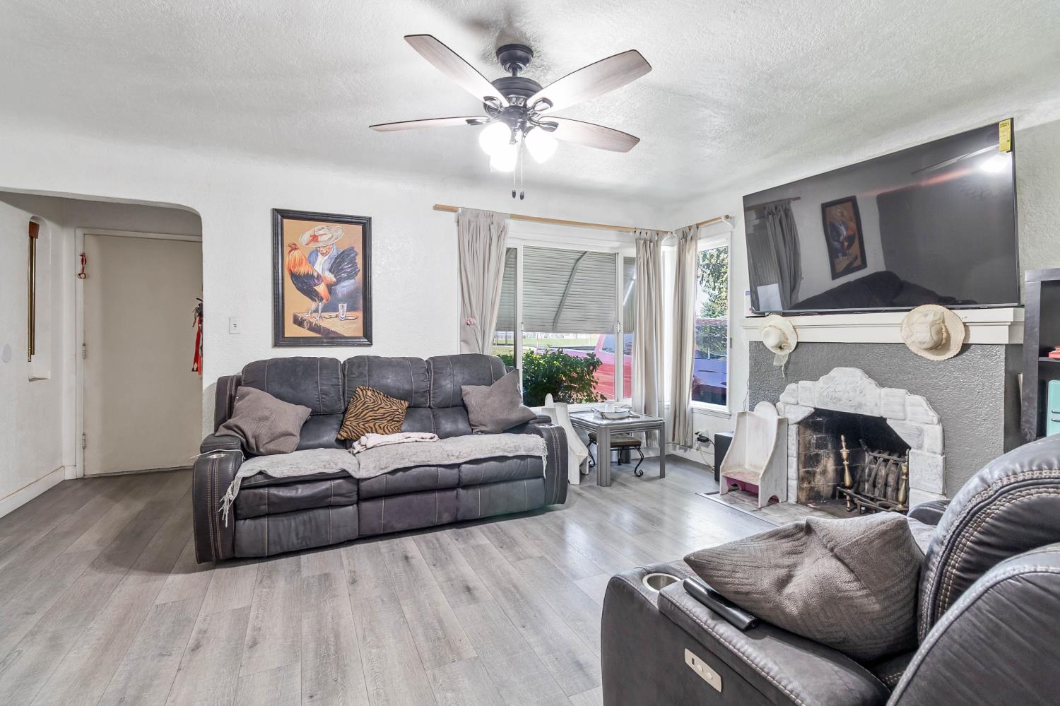 792 Grove Ave, Gustine, CA 95322