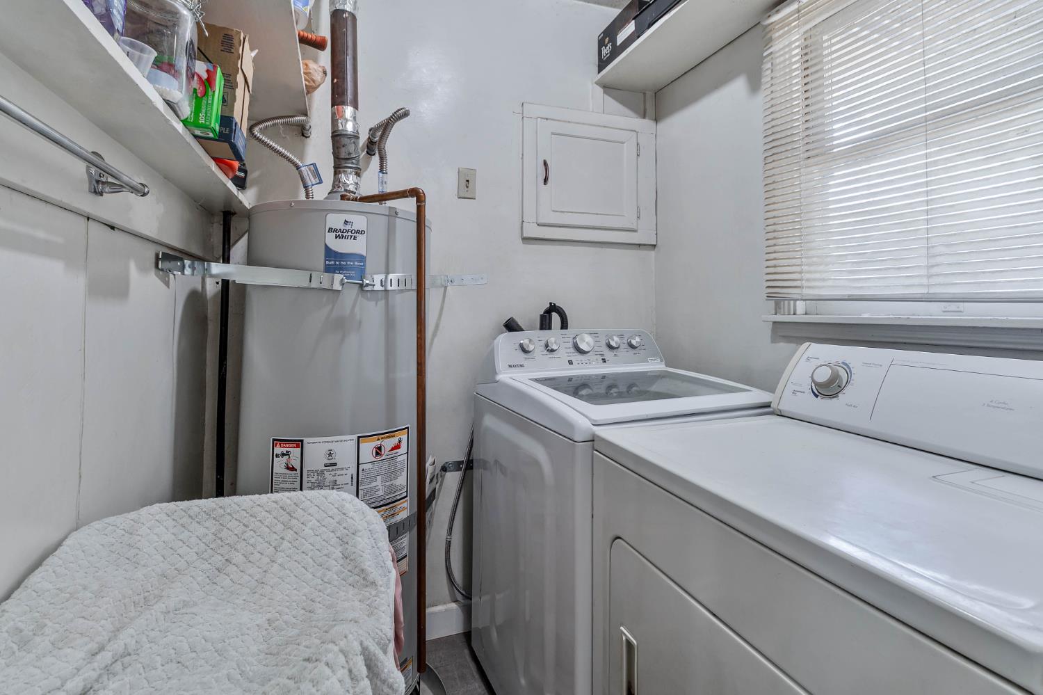 792 Grove Ave, Gustine, CA 95322