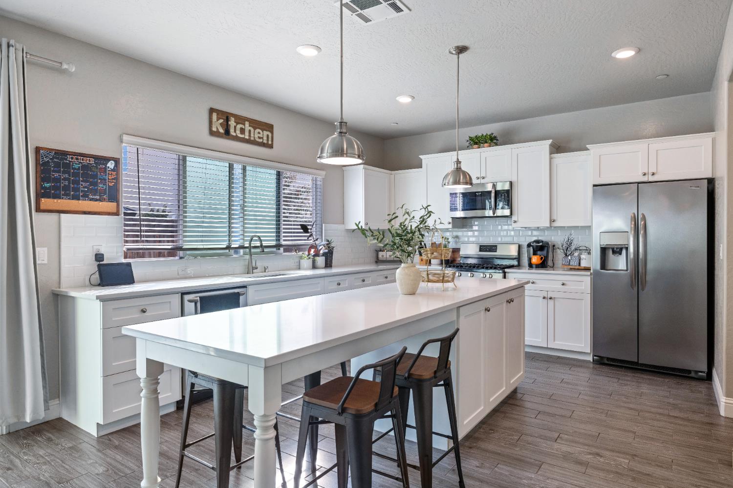 6157 E Garland Ave, Fresno, CA 93727