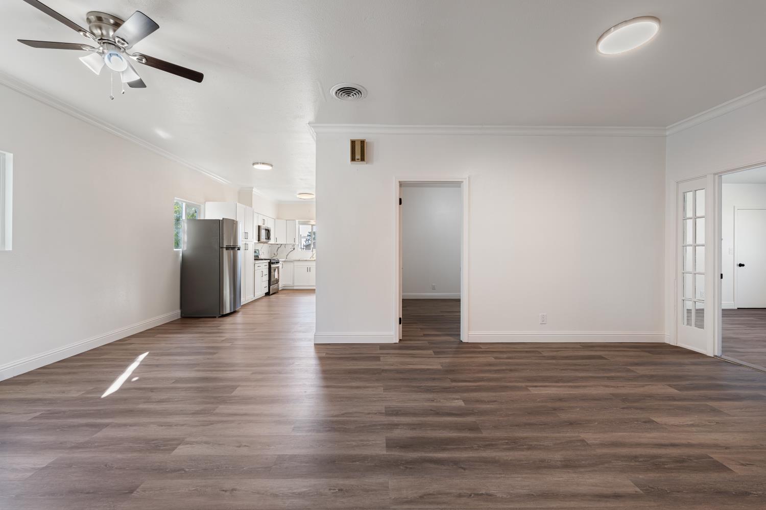 25 W Dinuba Ave, Fresno, CA 93706