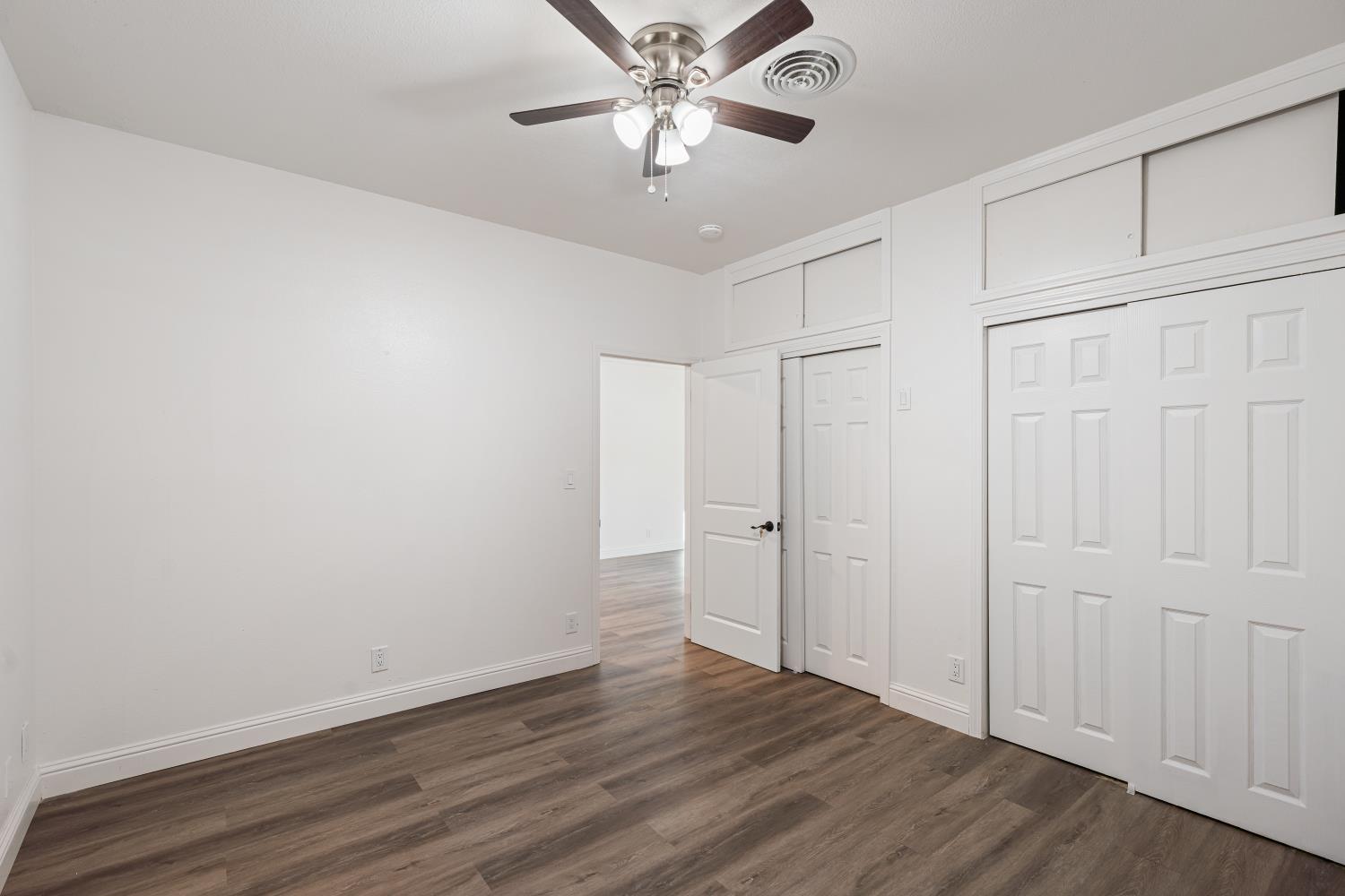 25 W Dinuba Ave, Fresno, CA 93706