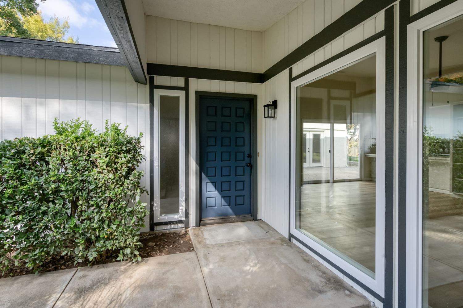 8088 N Mariposa St, Fresno, CA 93720
