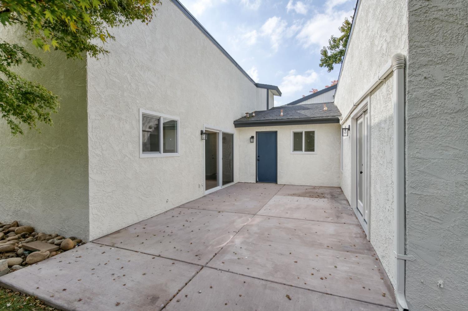 8088 N Mariposa St, Fresno, CA 93720