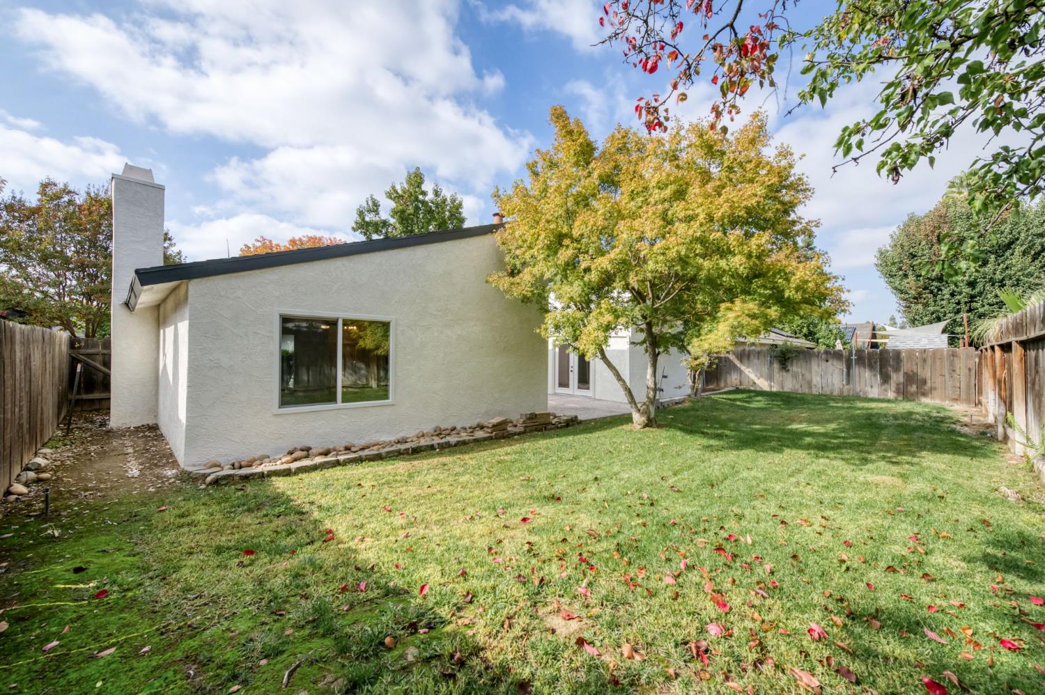 8088 N Mariposa St, Fresno, CA 93720