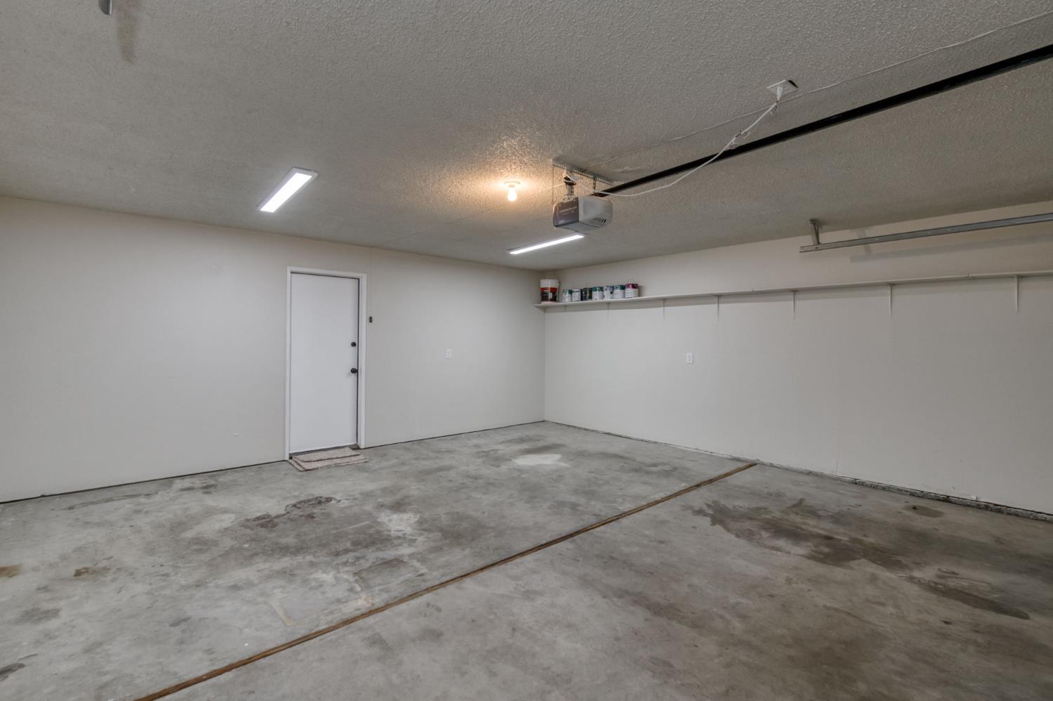 8088 N Mariposa St, Fresno, CA 93720