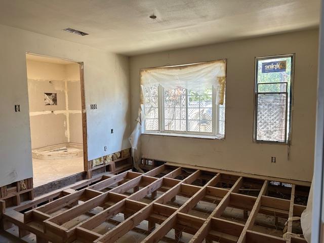 413 S 5th St, Fowler, CA 93625