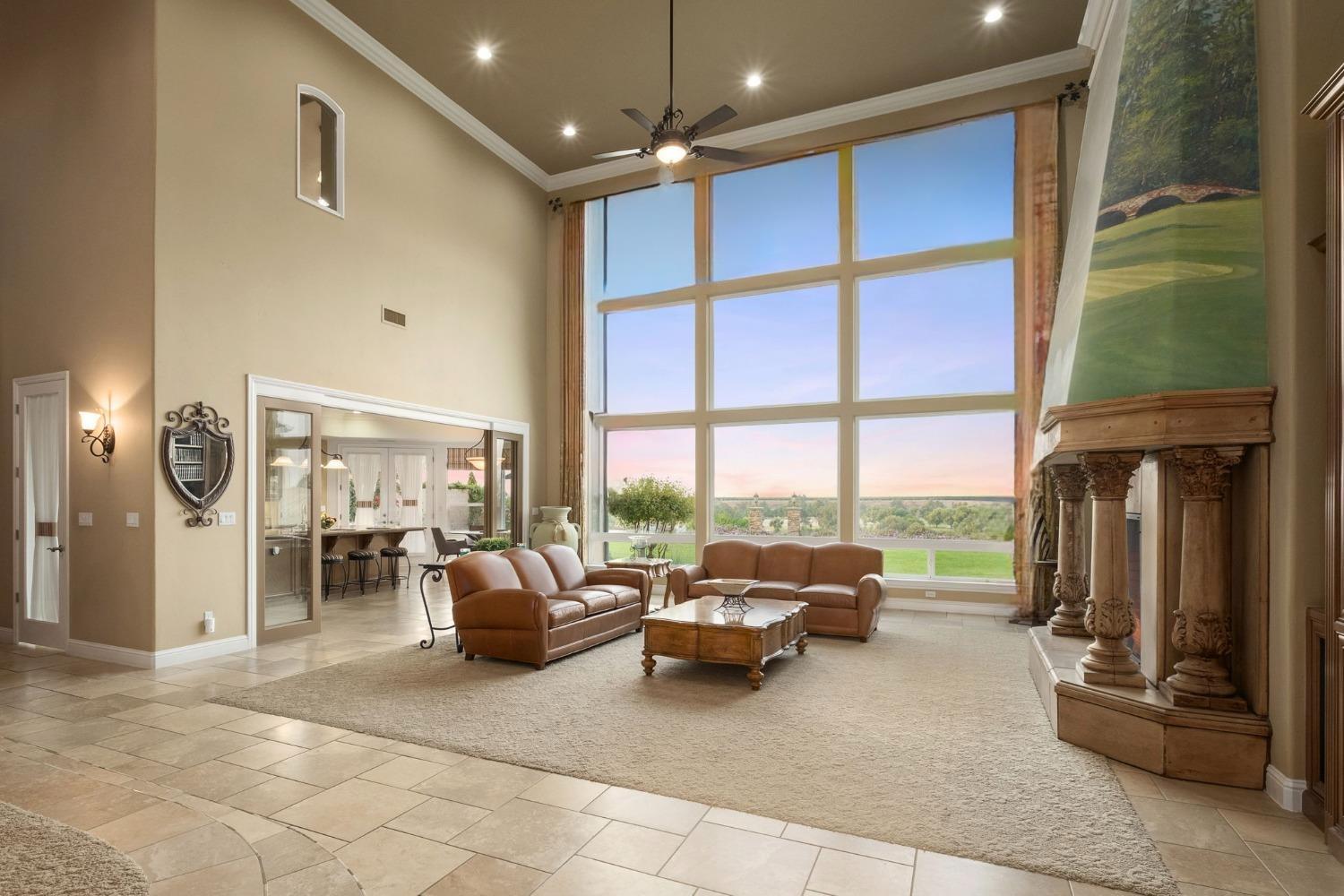 5136 W Bluff Ave, Fresno, CA 93722