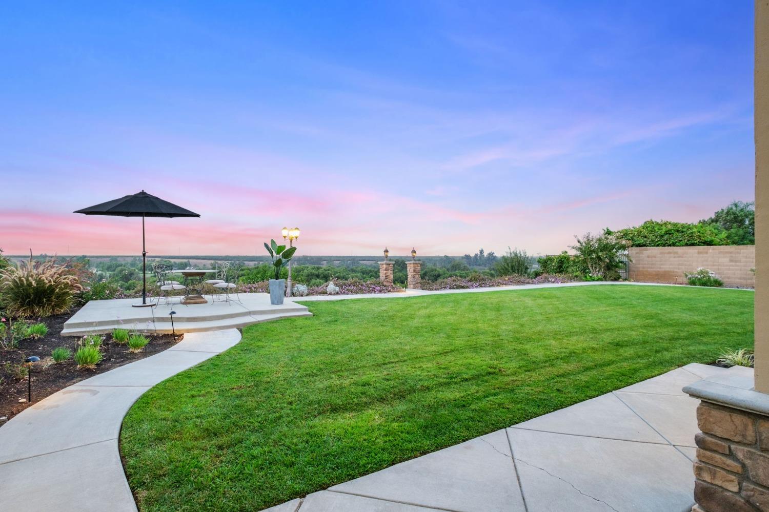 5136 W Bluff Ave, Fresno, CA 93722