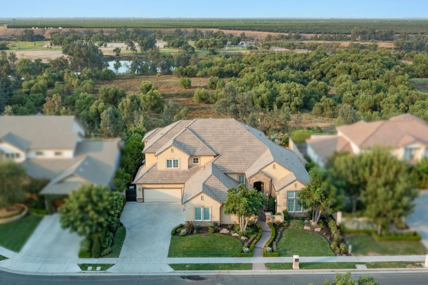 5136 W Bluff Ave, Fresno, CA 93722