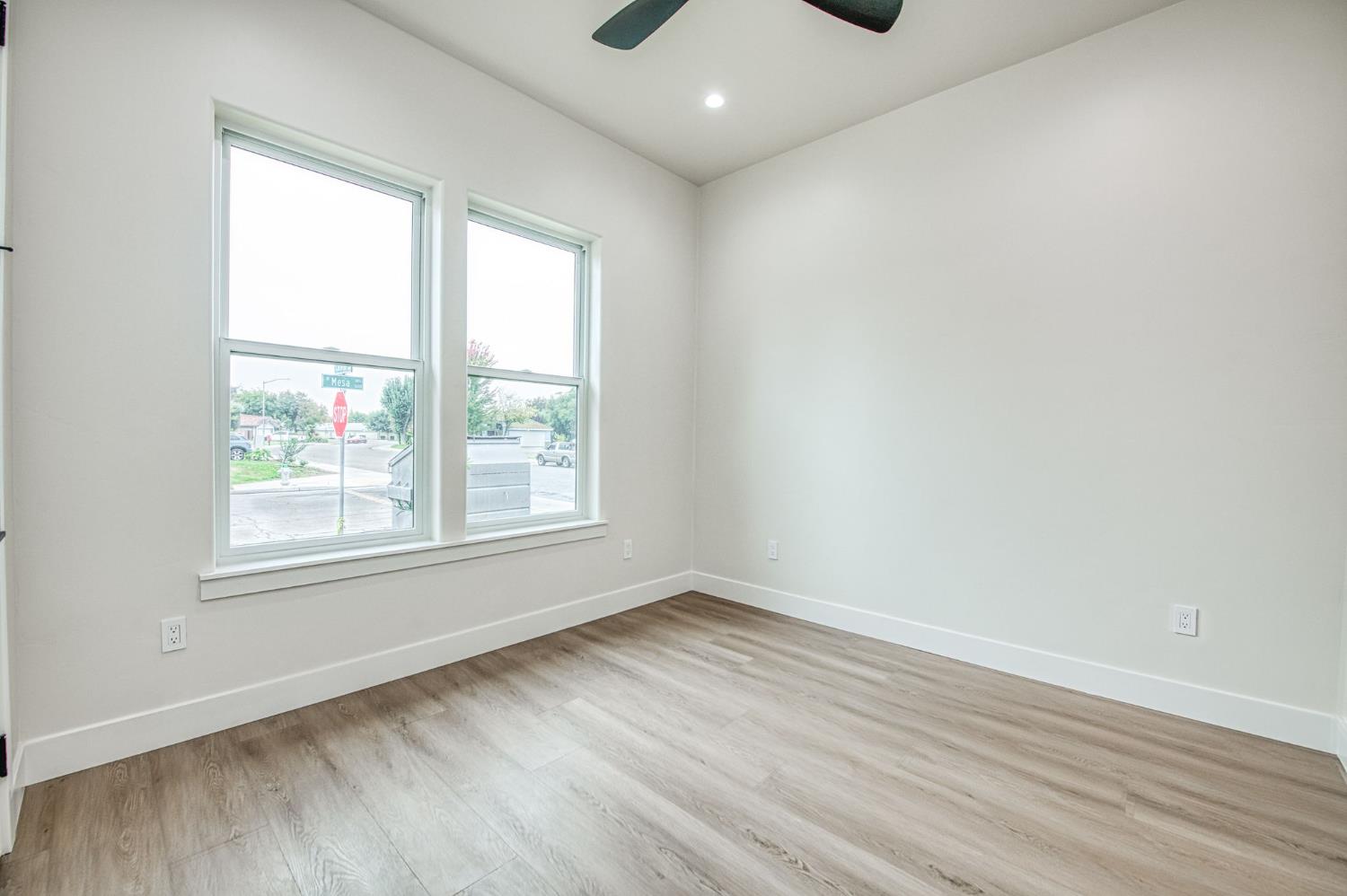 5698 W Mesa Ave, Fresno, CA 93722