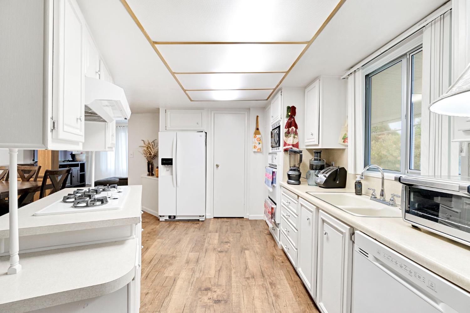 3556 N Duke #165, Fresno, CA 93727